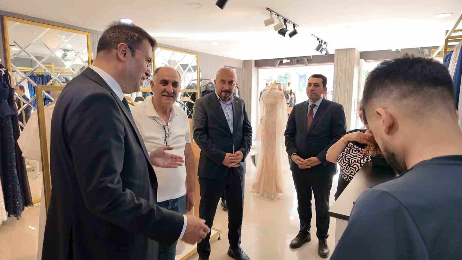 Niğde&rsquo;de evlenecek gen&ccedil;lere esnaftan destek eli