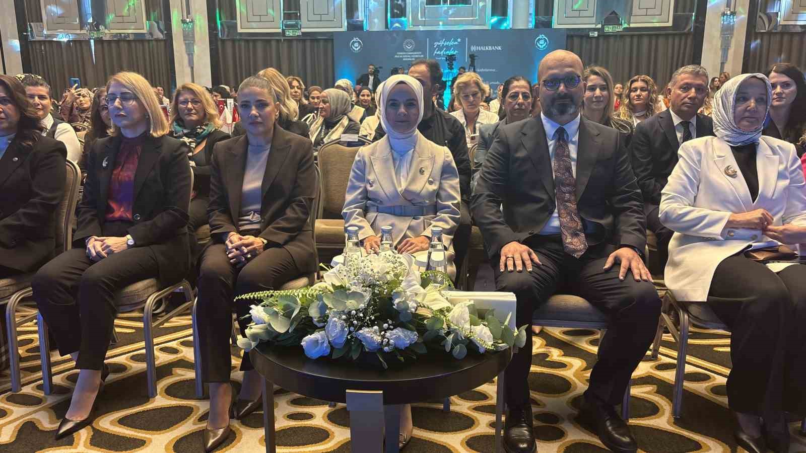 Aile ve Sosyal Hizmetler Bakanı G&ouml;ktaş: "Girişimci kadın sayımız 1 milyon 230 bine ulaştı"