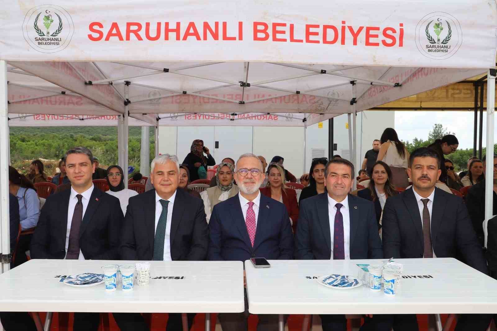Saruhanlı’da ayda 26 bin ton mıcır üretilecek tesis açıldı