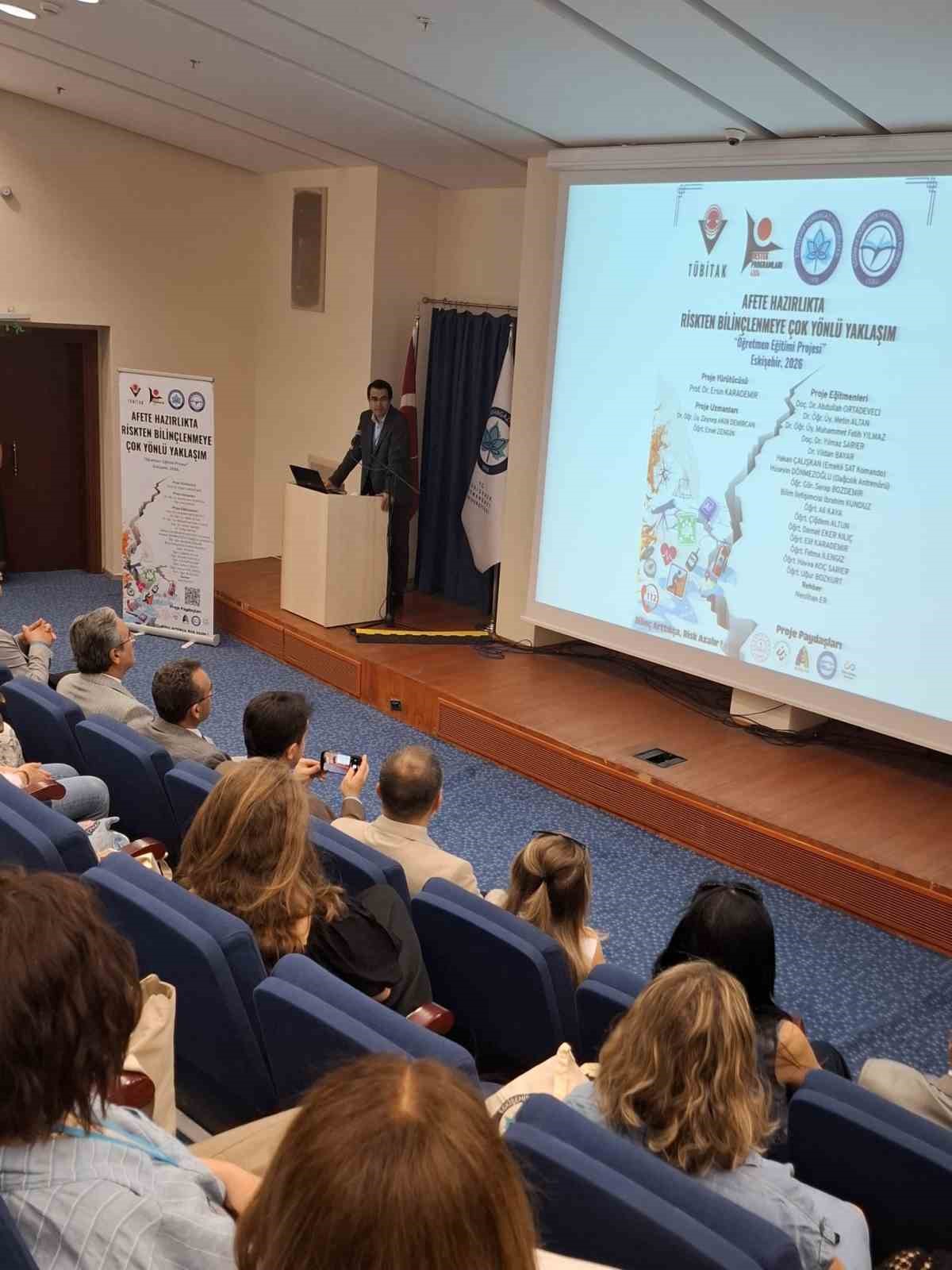 ESOGÜ’den afete hazırlıkta büyük adım: 15 ilden 26 öğretmen eğitimini tamamladı