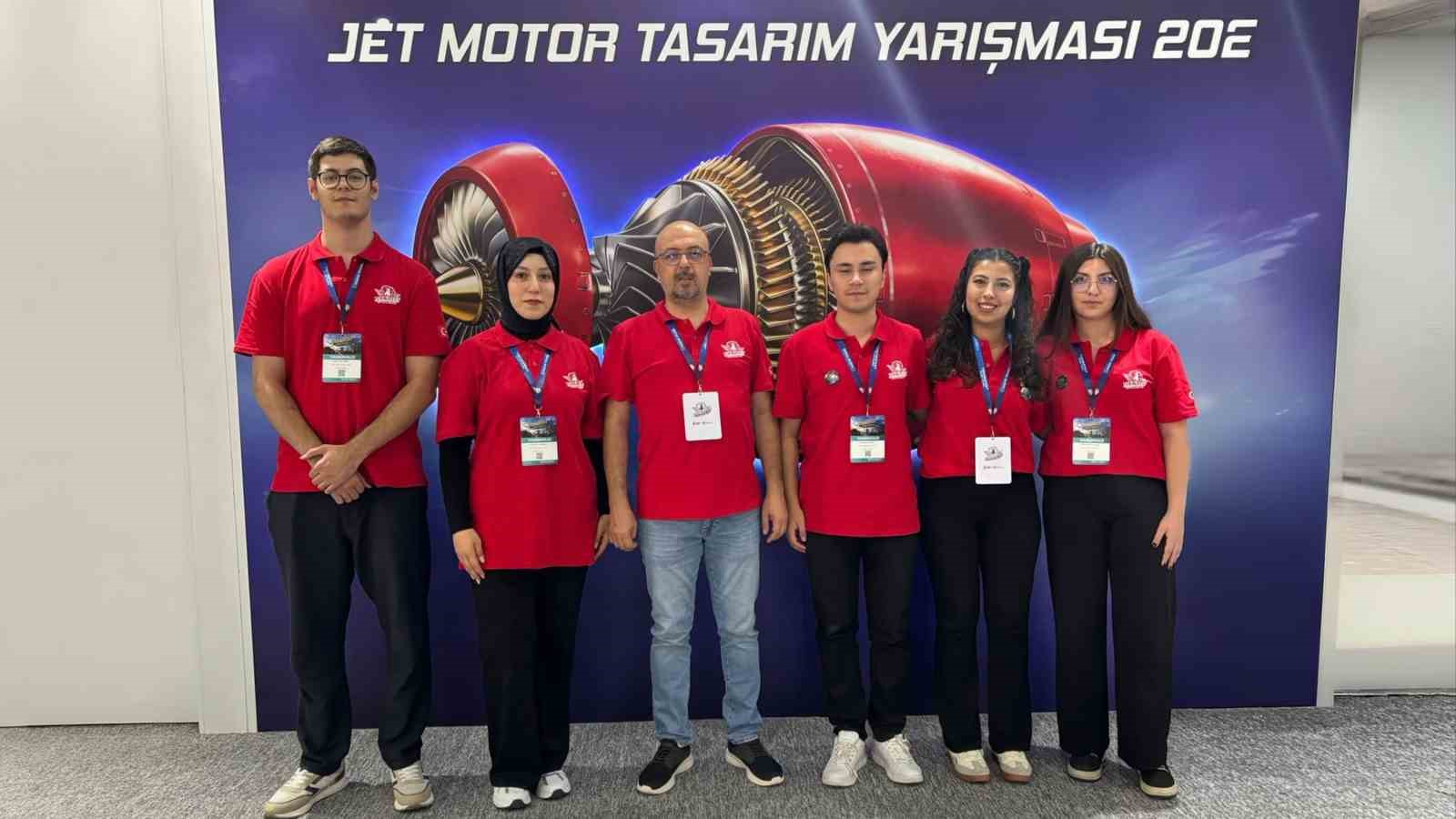 Selçuk Üniversitesi Kapsül Tulpar Takımı TEKNOFEST’te Türkiye üçüncüsü oldu