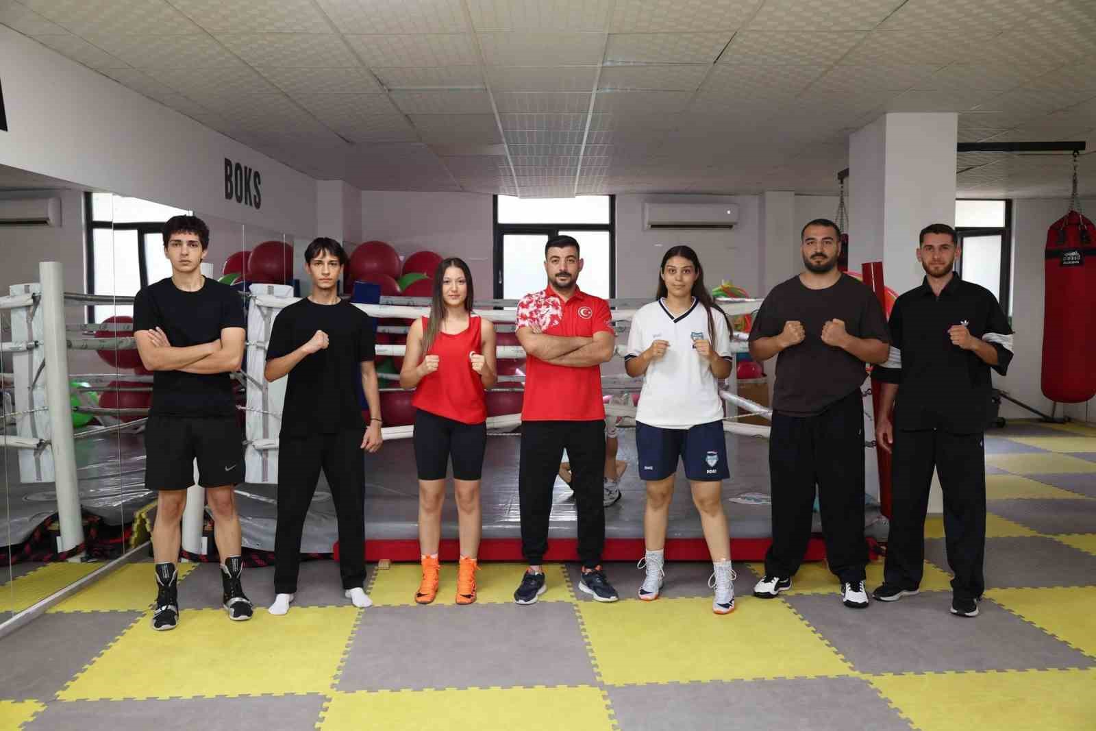 Boks Şampiyonası’nda Merkezefendi’yi temsil edecekler