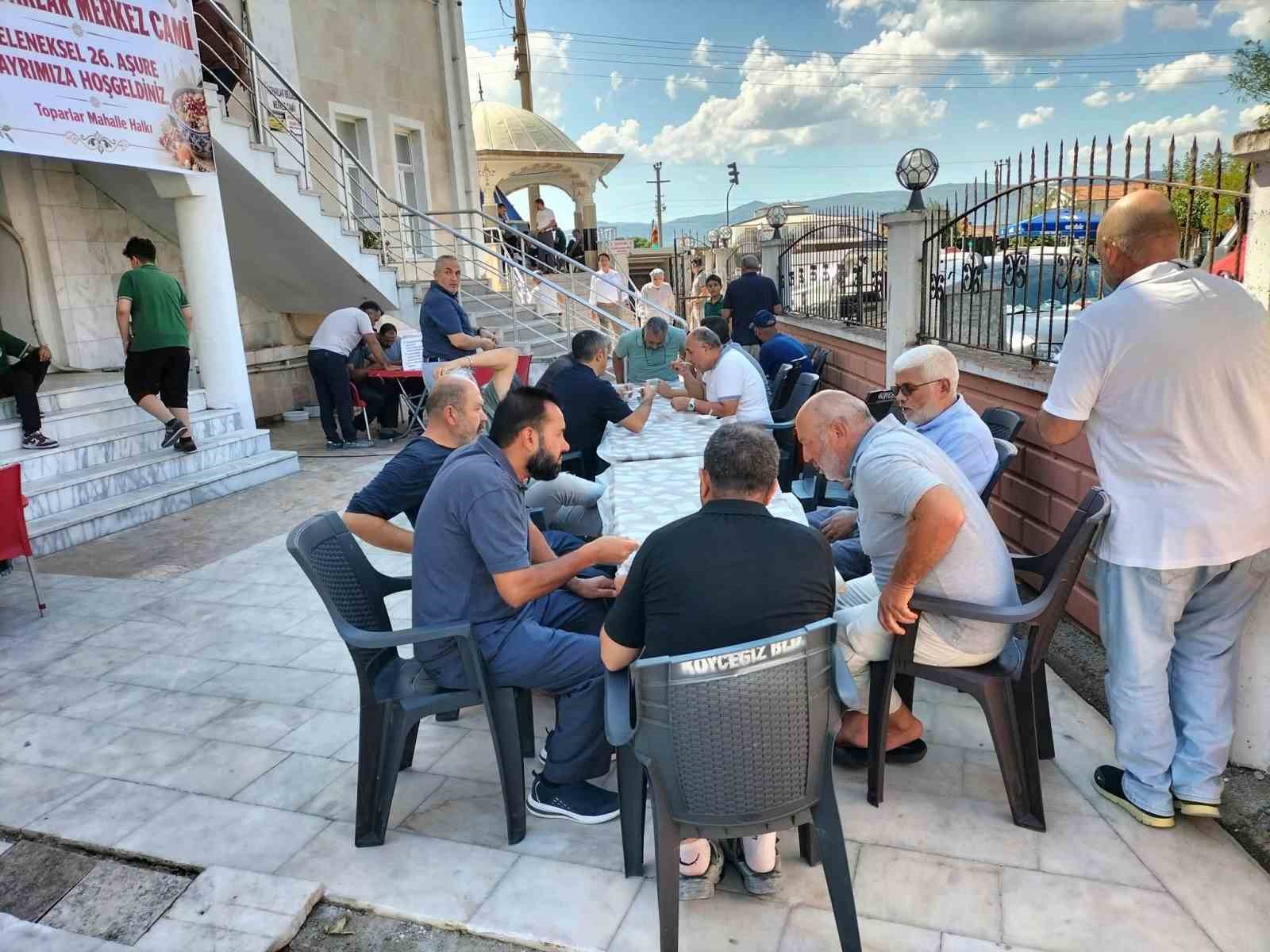 K&ouml;yceğiz&rsquo;de aşure etkinliği ger&ccedil;ekleştirildi