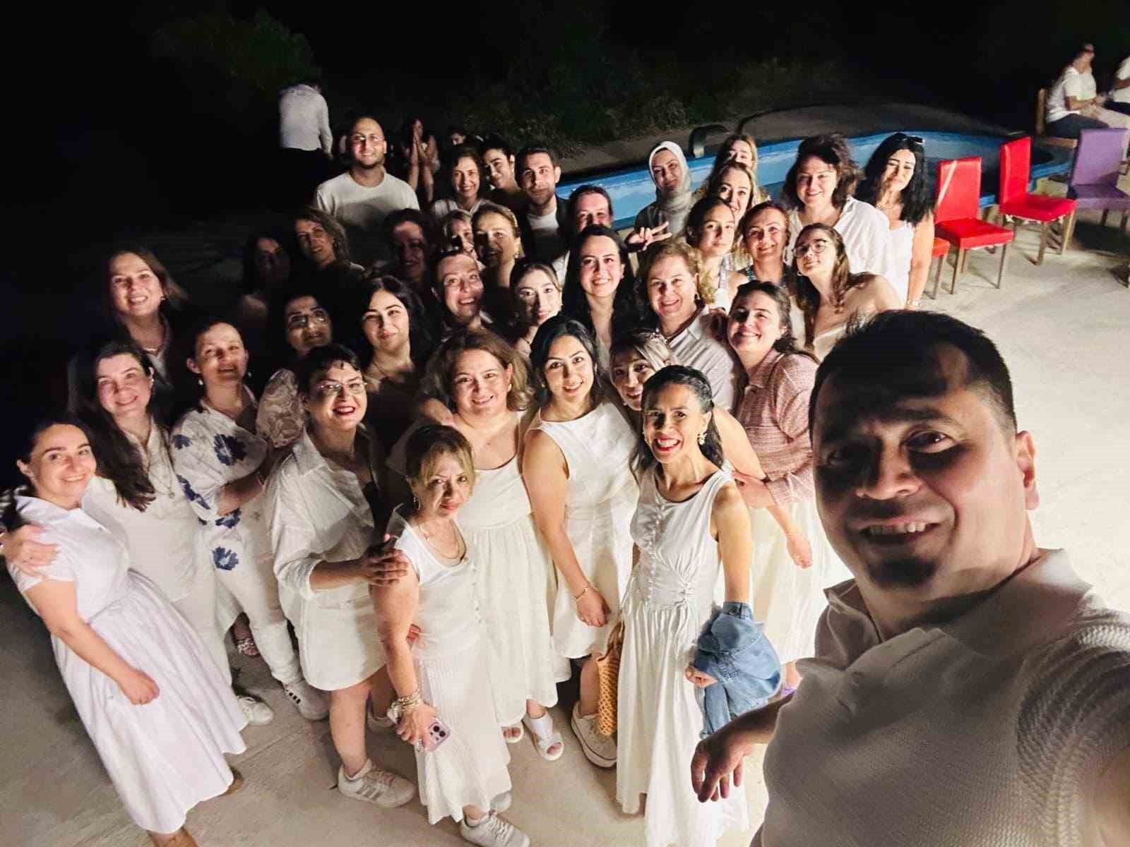 Menteşe Devlet Hastanesi’nde ‘beyaz gece’ rüzgarı