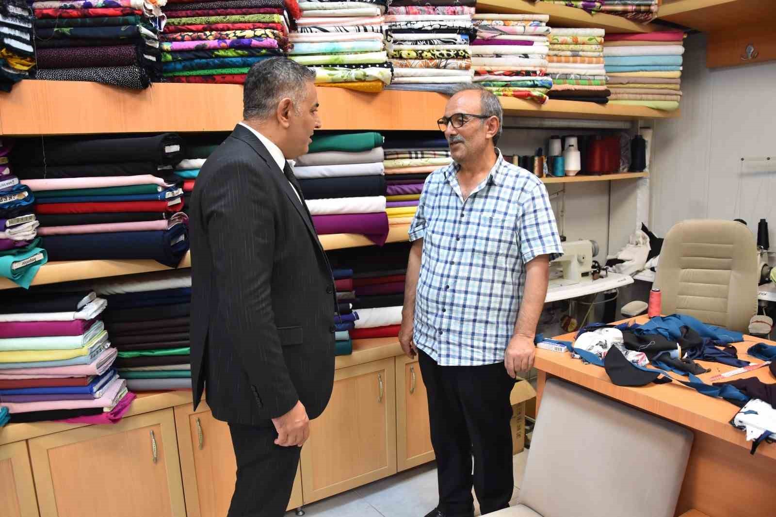 Sadıkoğlu: "Yeni çarşıdaki sektörel kümelenme kararı yeniden değerlendirilmeli"