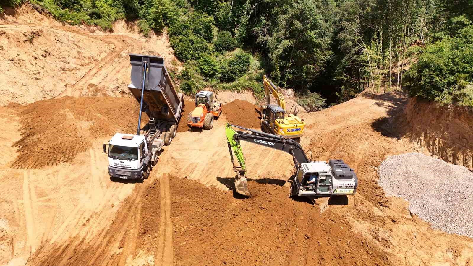 Yalova’nın Örencik köyünde gölet çalışması başladı