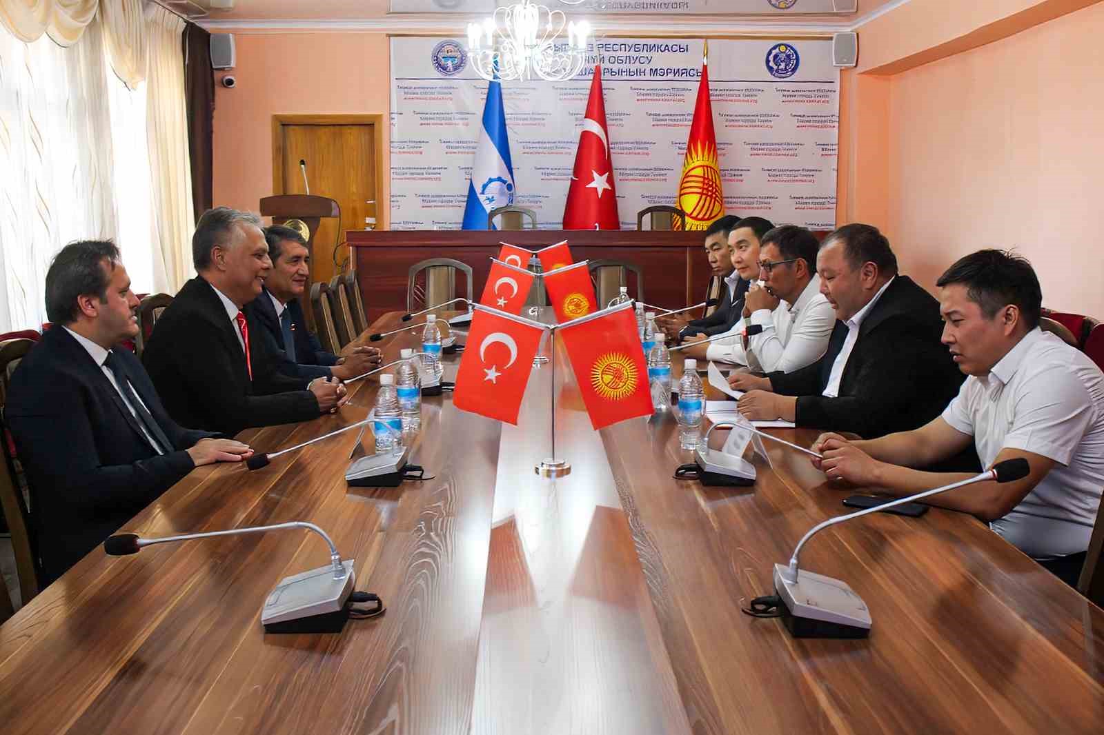 Muratpaşa’dan İpek Yolu’na dostluk köprüsü
