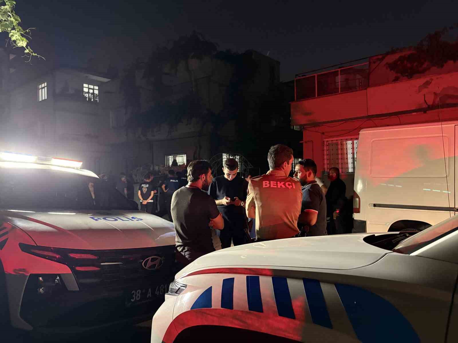Kayseri&rsquo;de haber alınamayan şahıs evinde &ouml;l&uuml; bulundu