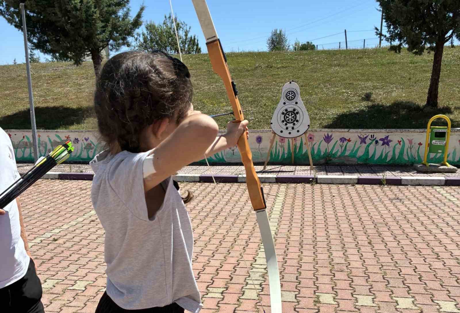 D&uuml;zce &Uuml;niversitesi &Ccedil;ocuk Diyabeti Uygulama ve Araştırma Merkezi &Ccedil;alışmalarını Yoğunlaştırıyor
