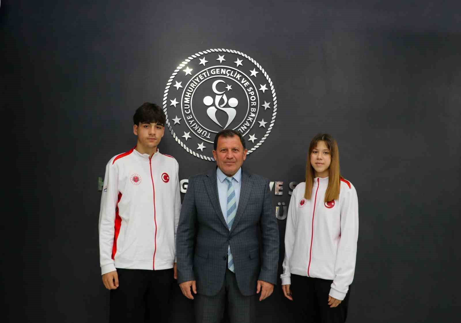 Şampiyon sporculardan Kabakcı’ya ziyaret