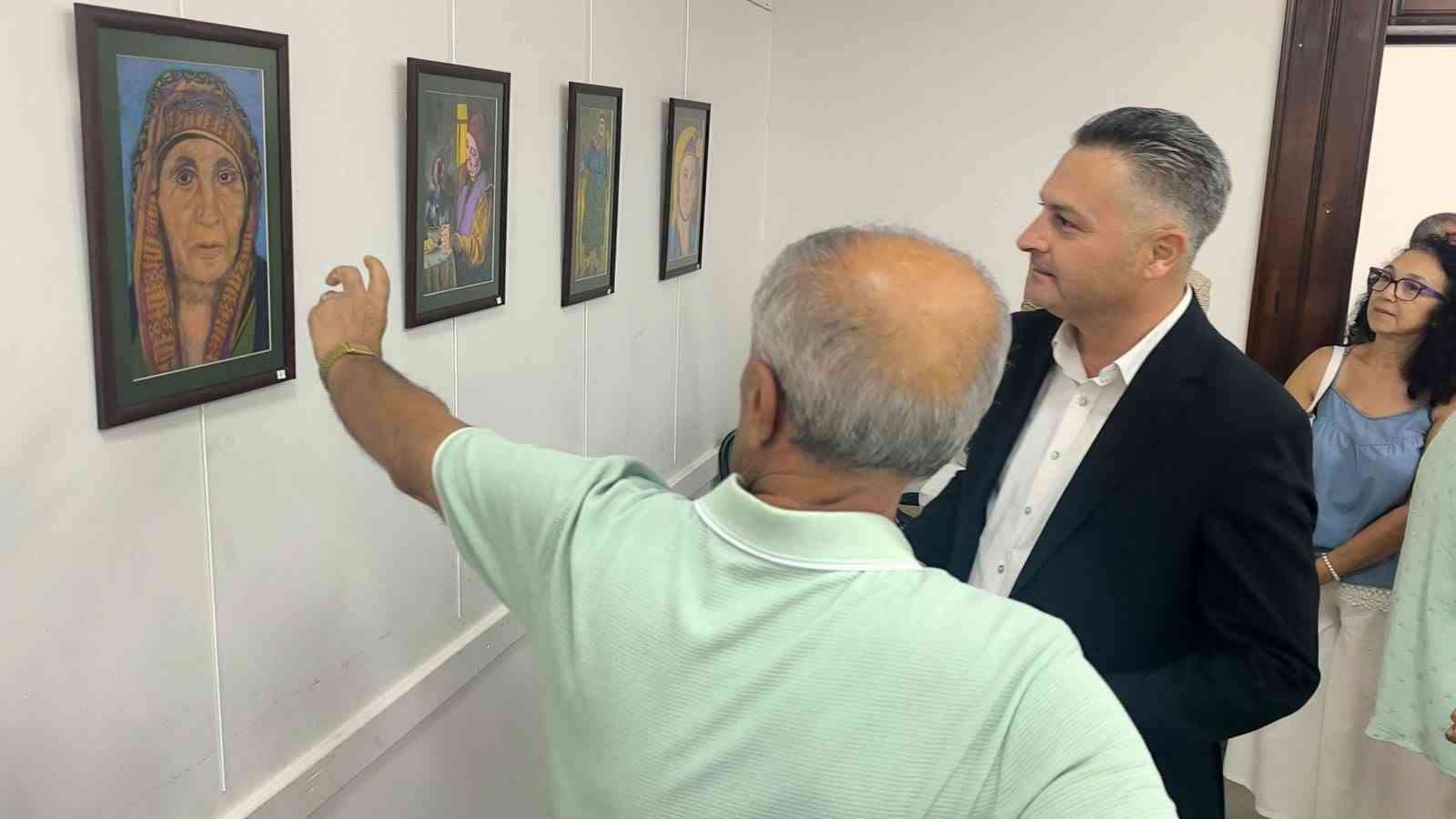 Menteşe’de "Anadolu’da Kadın Başları" resim sergisi açıldı