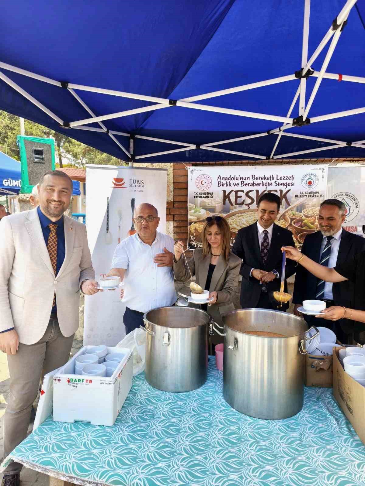 G&uuml;m&uuml;şova&rsquo;da keşkek etkinliği d&uuml;zenlendi