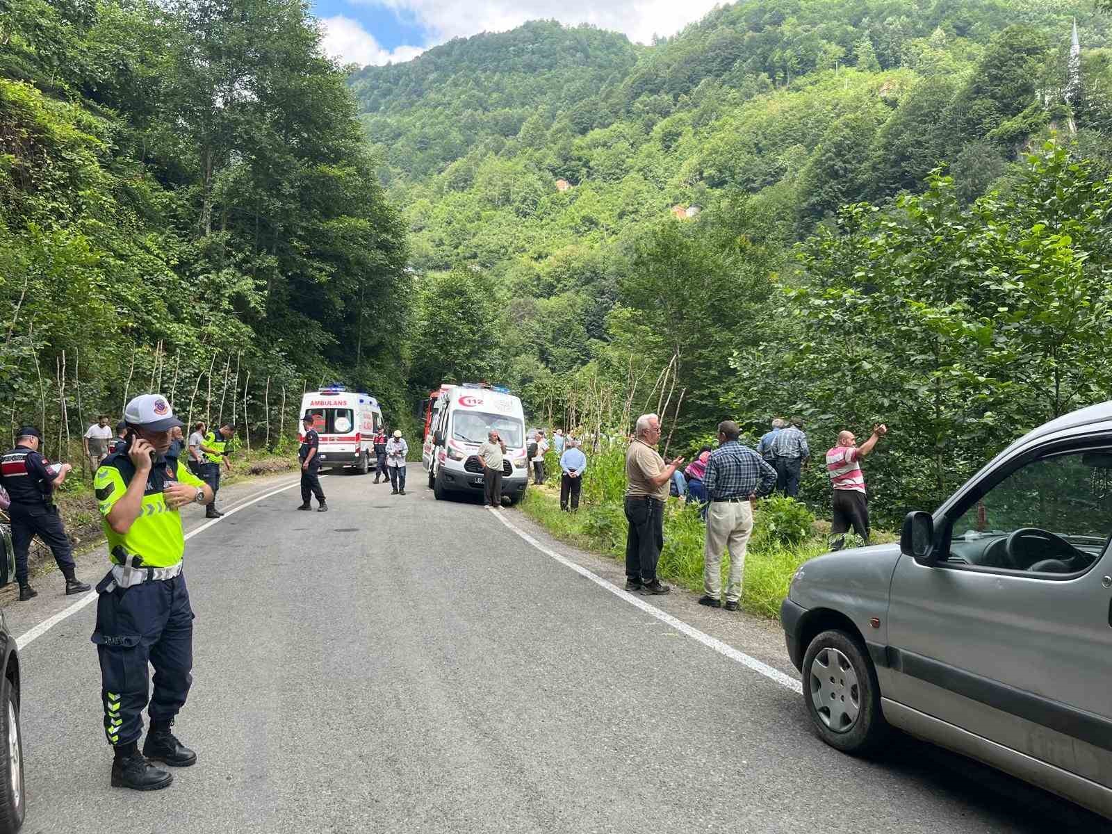 Trabzon’da trafik kazası: 1 ölü, 5 yaralı