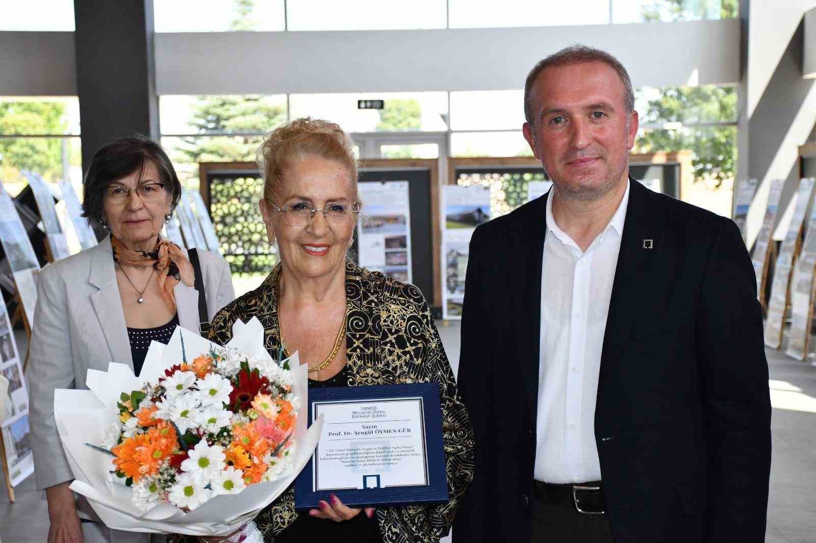 Ulusal Mimarlık Sergisi Balıkesir’de açıldı