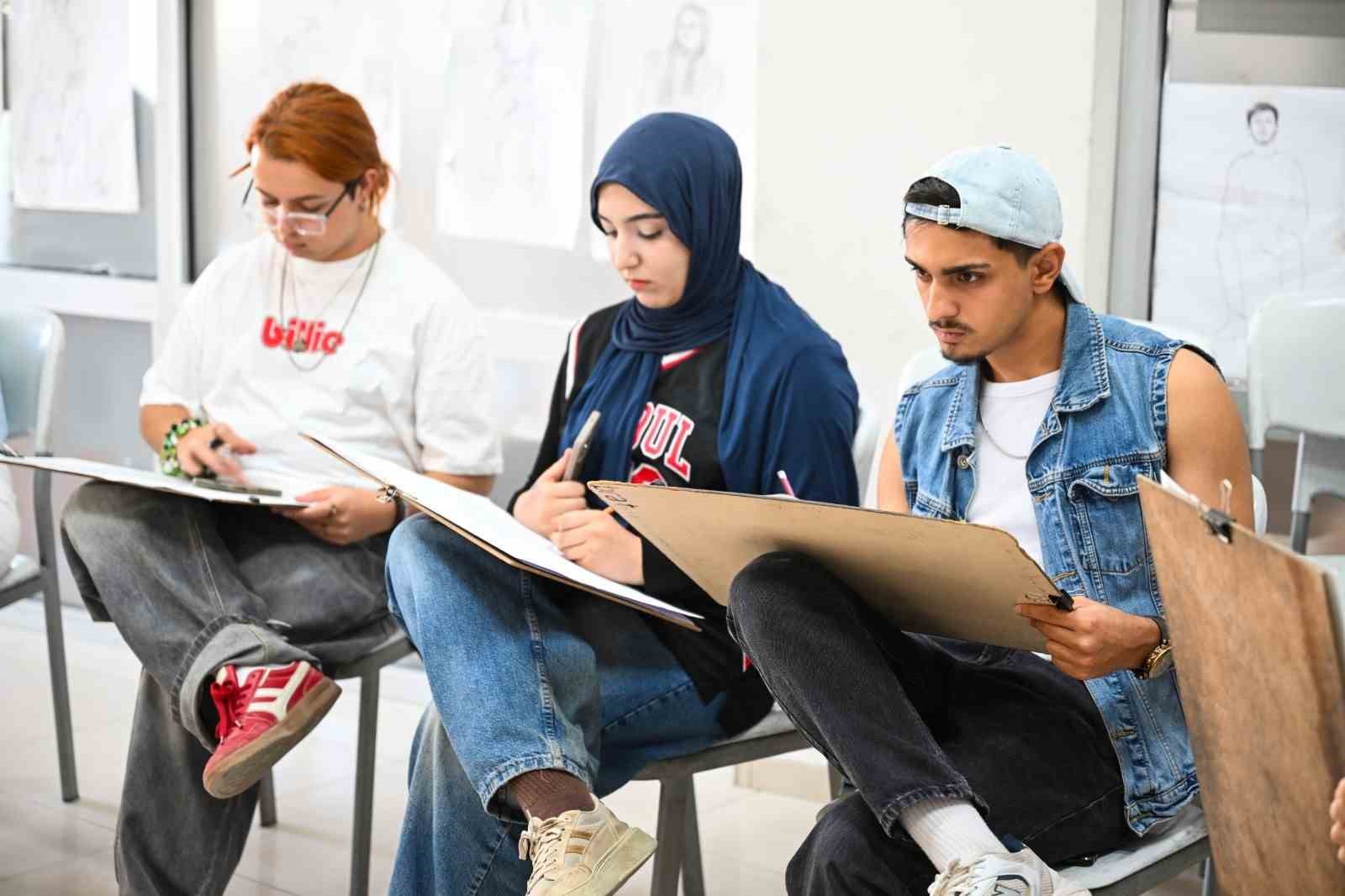 Malatya Büyükşehir kursiyerleri yüzde yüz başarı elde etti