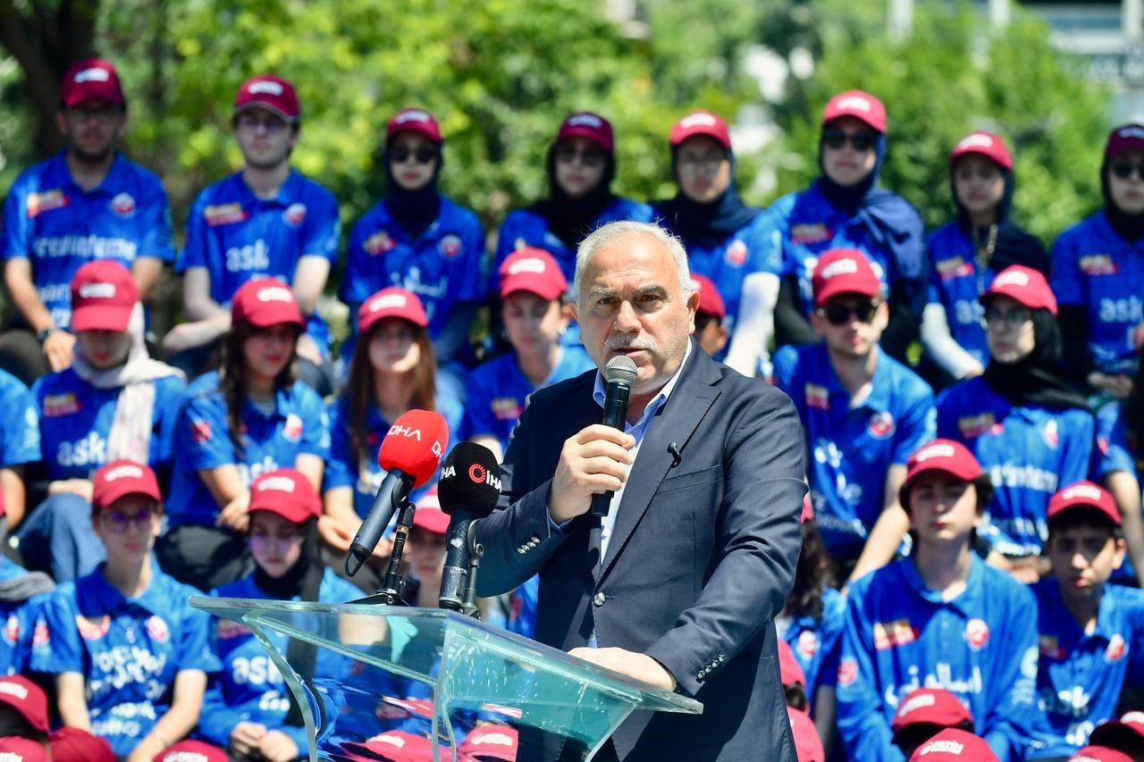 Fatih&rsquo;te g&ouml;n&uuml;ll&uuml; turizm el&ccedil;ileri g&ouml;rev başında