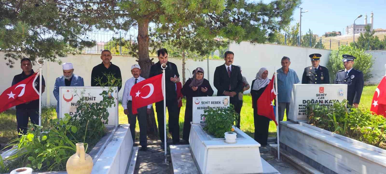 PKK’nın şehit ettiği 11 aylık Bedirhan bebek ve annesi unutulmadı