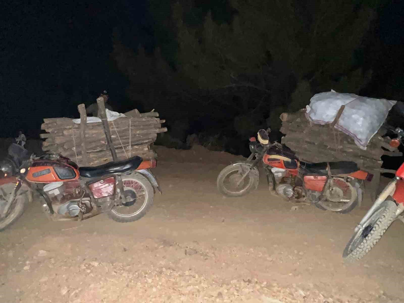 Hassa&rsquo;da ormanda usuls&uuml;z kesim yapan şahıslar yakalandı