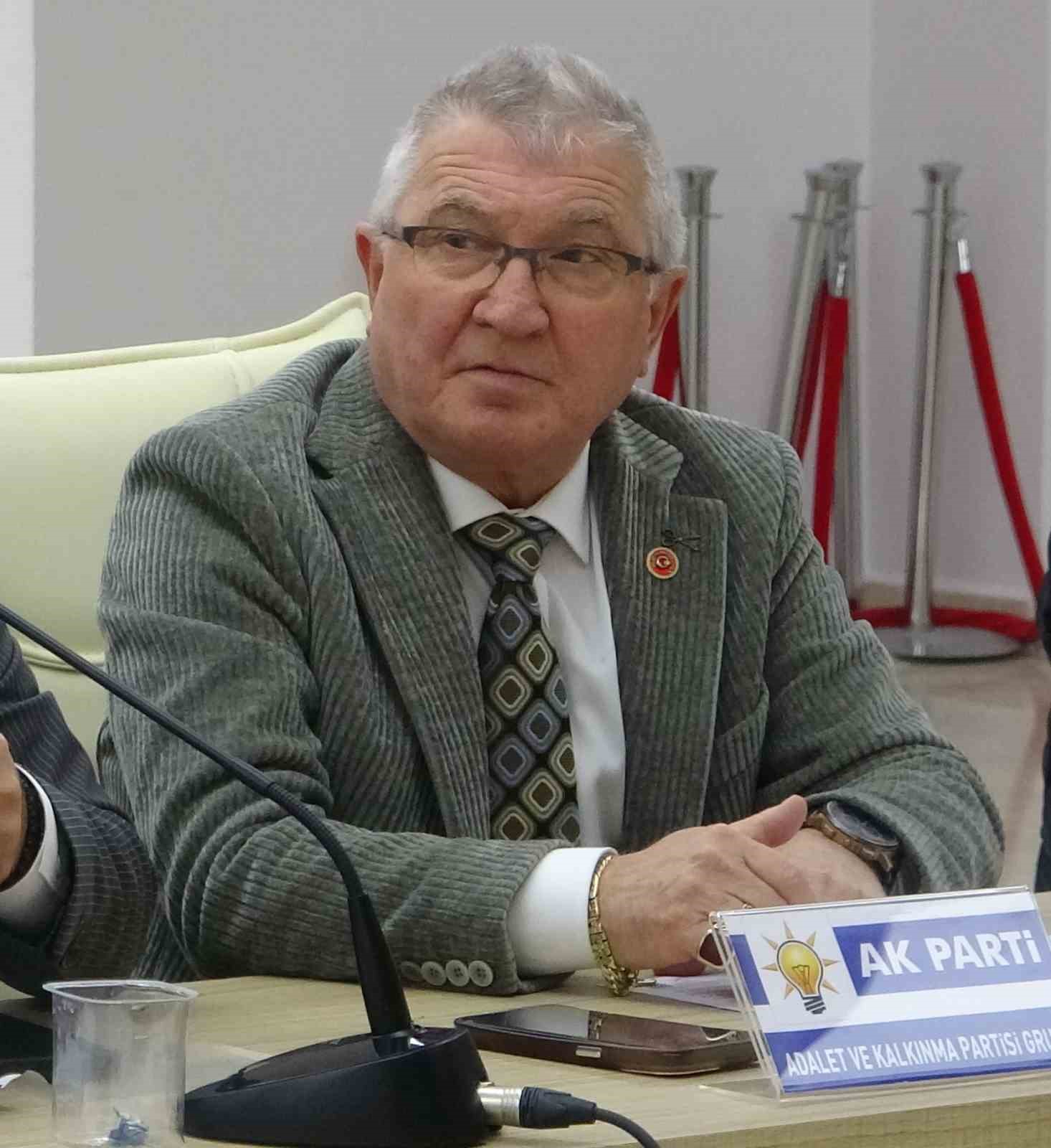 AK Partili üye belediyeden ’Denetim Komisyonu Raporu’nu talep etti