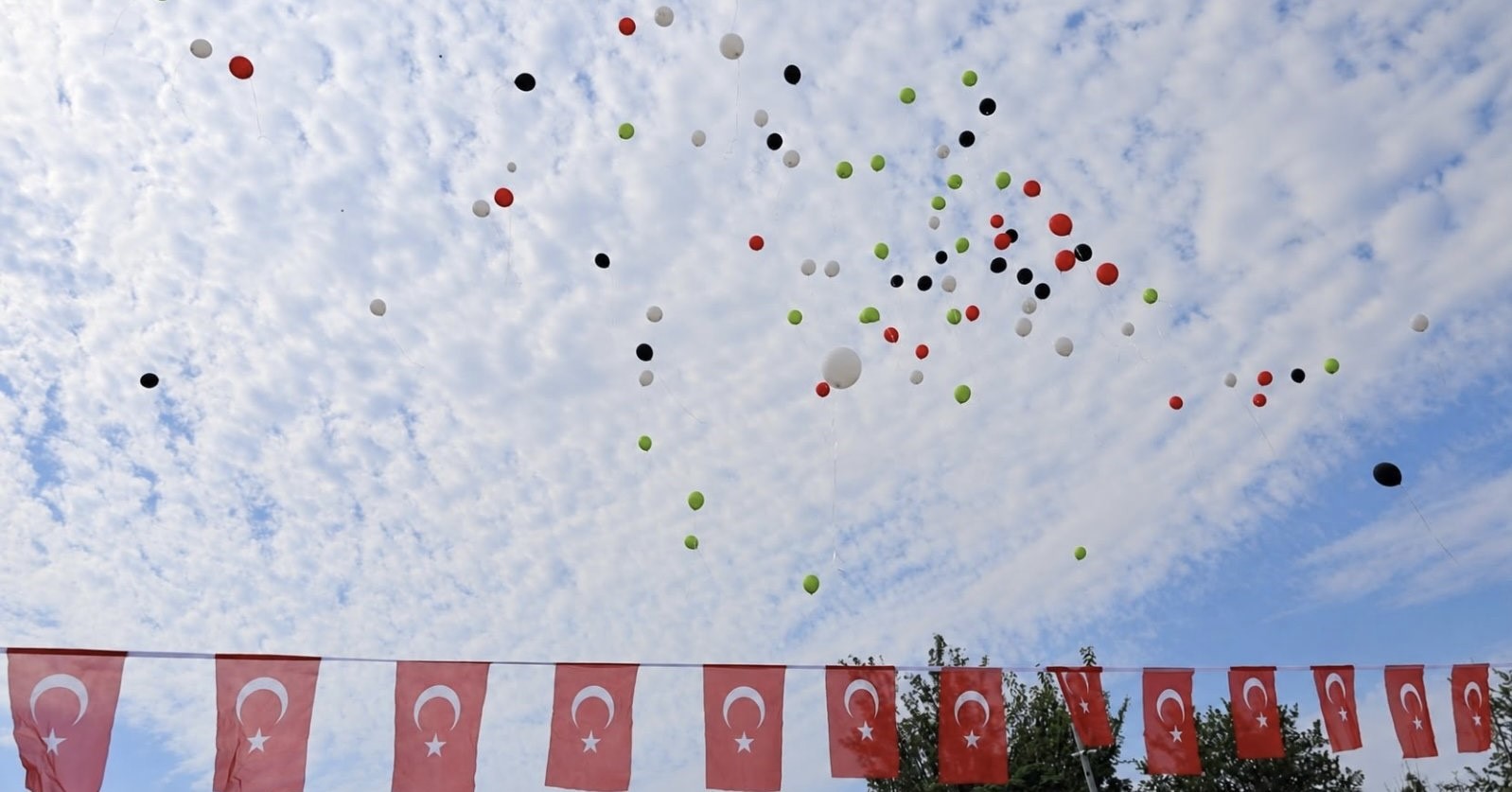 Diyarbakır’da uçurtma şenliği düzenlendi