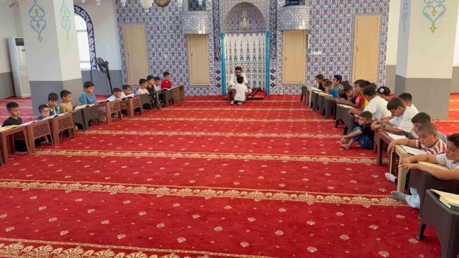 Çocukların cami sevgisini artıran proje: "Cami market"