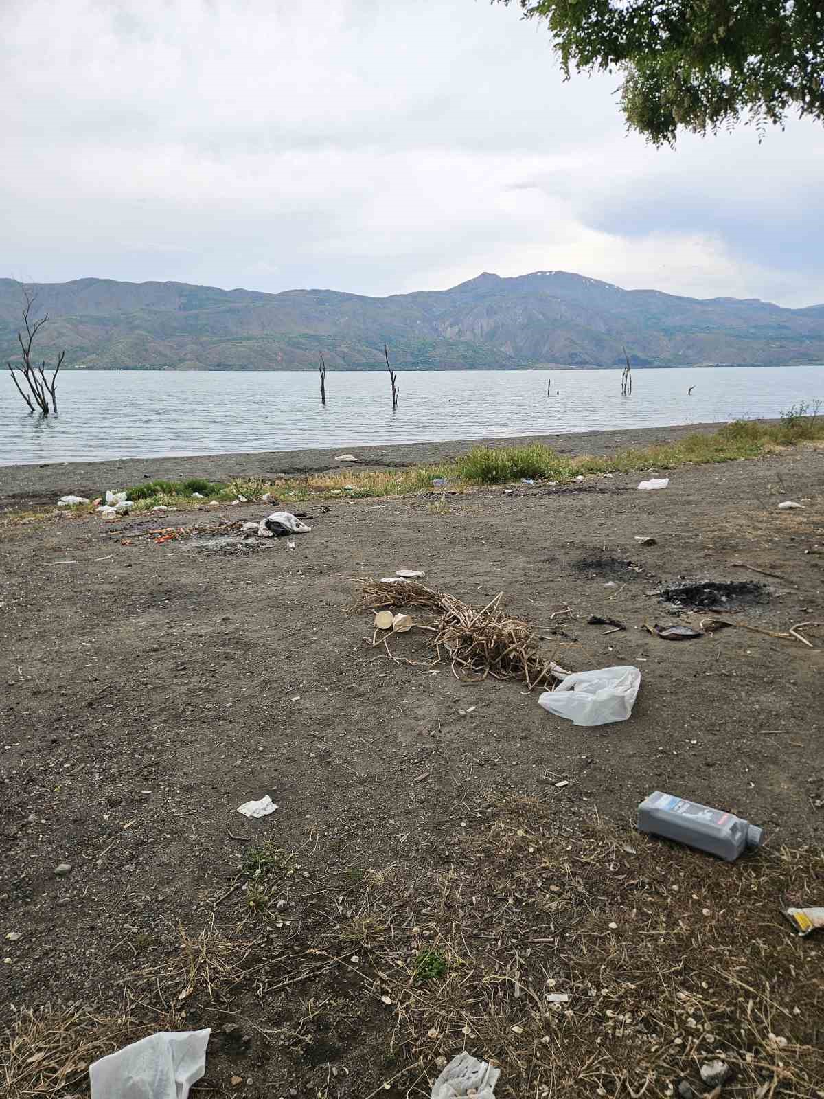 Çevre Haftasında Hazar Gölü için örnek davranış