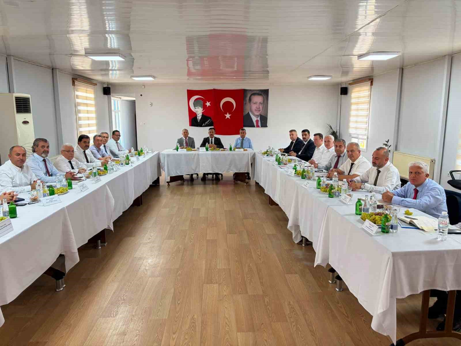 Sarıg&ouml;l&rsquo;de yeni eğitim &ouml;ğretim yılının yol haritası masaya yatırıldı