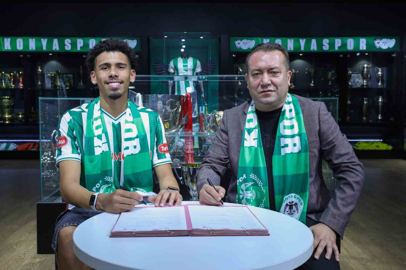 Konyaspor, Joao Pedro Da Mata&rsquo;yı kadrosuna kattı