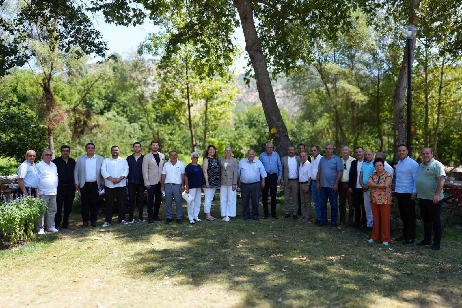 Başkan Subaşı, mahalle muhtarlarıyla buluştu