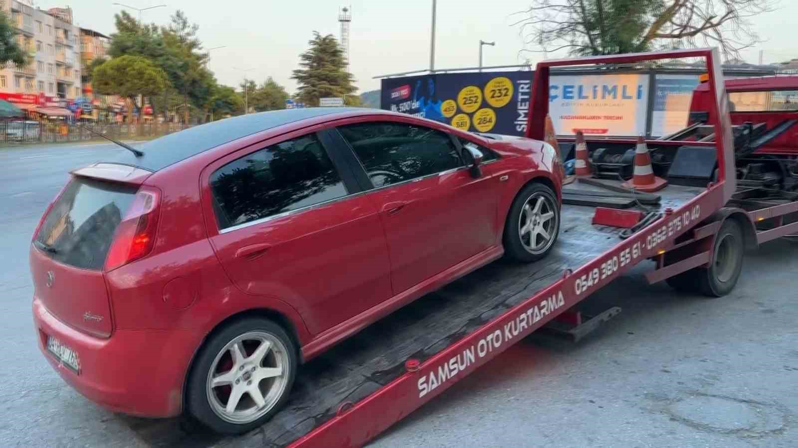 Samsun’da ’korsan taksi’ denetimi: 3 sürücüye 300 bin TL ceza