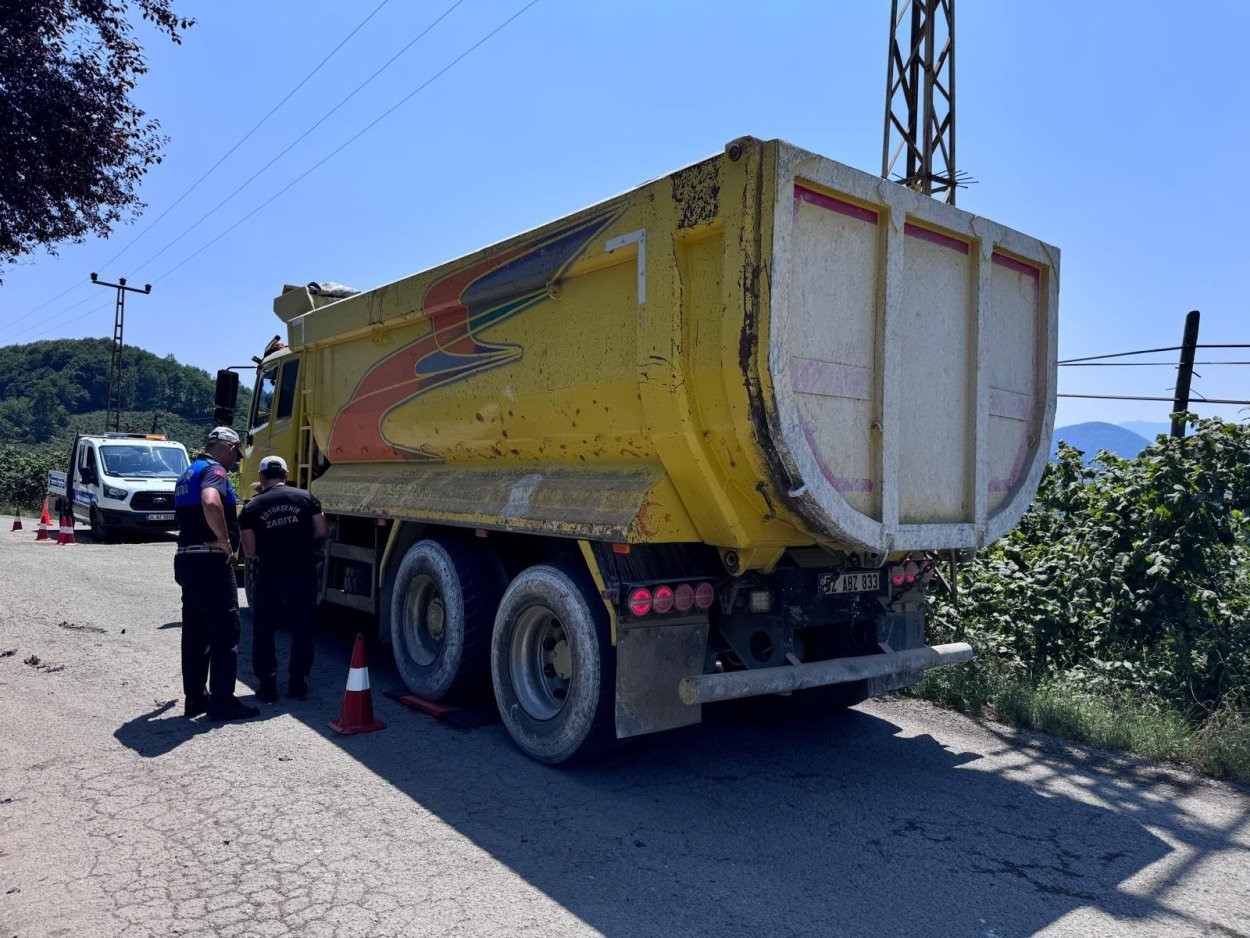 Ordu&rsquo;da ağır tonajlı ara&ccedil; denetimi: 11 araca ceza