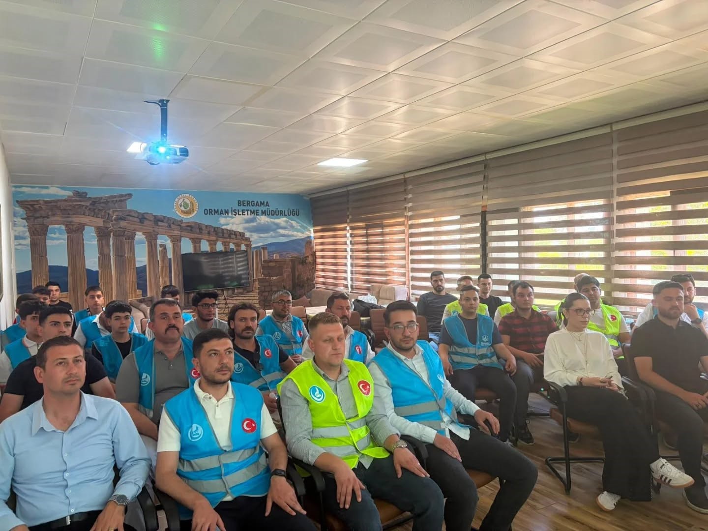 Aliağa Ülkü Ocakları’na uygulamalı orman yangınları eğitimi