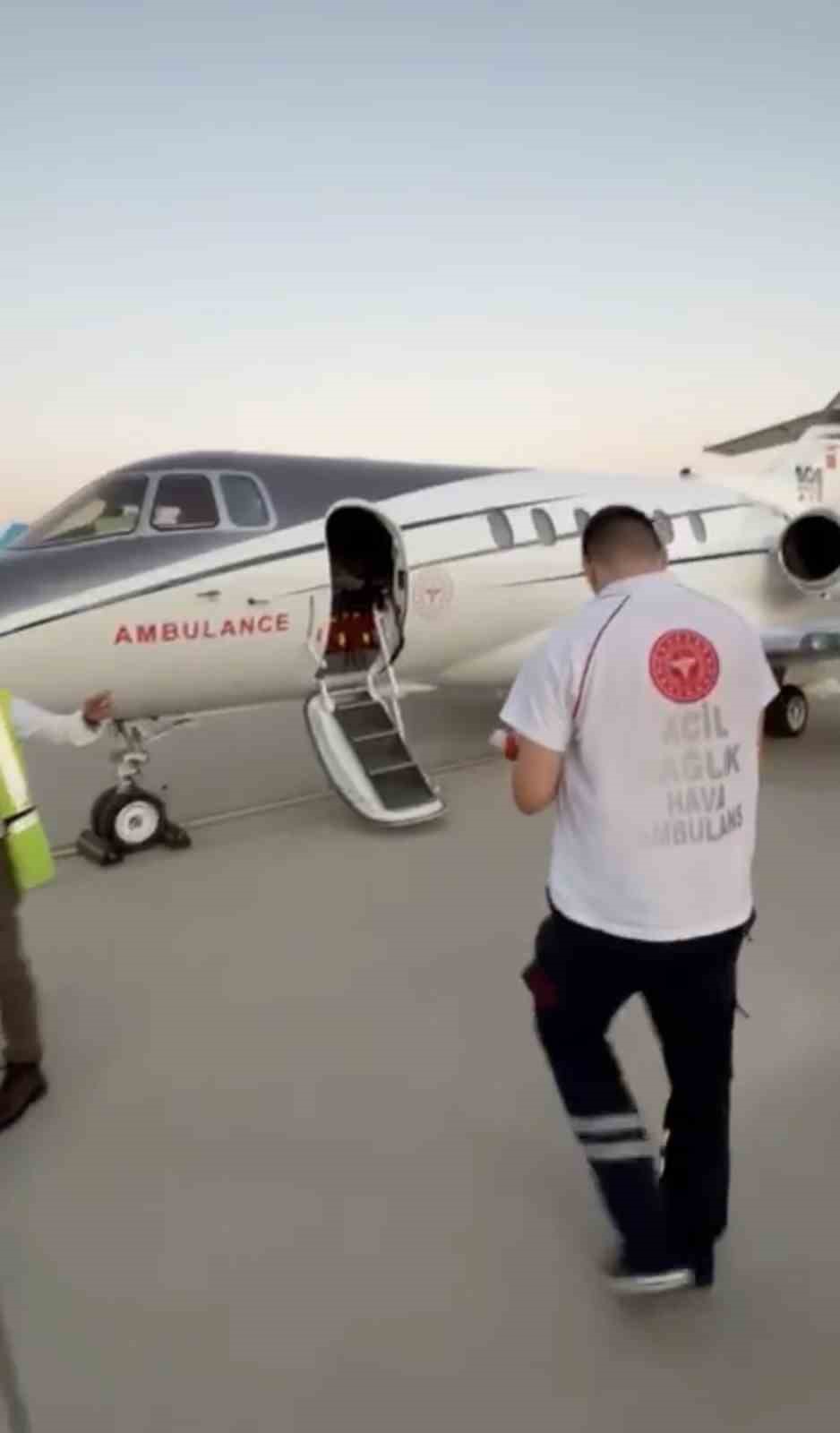 Siirt’te 8 günlük bebek hava ambulansıyla Ankara’ya sevk edildi