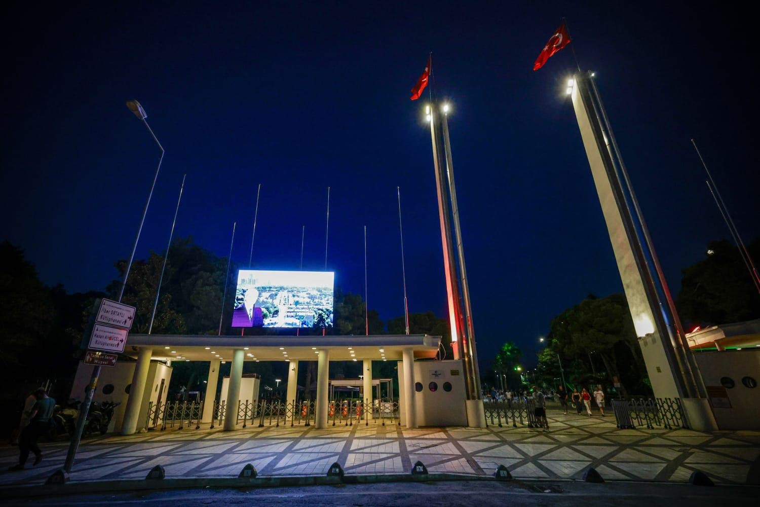 Piriştina’nın sözü artık LED ekranda yaşatılacak