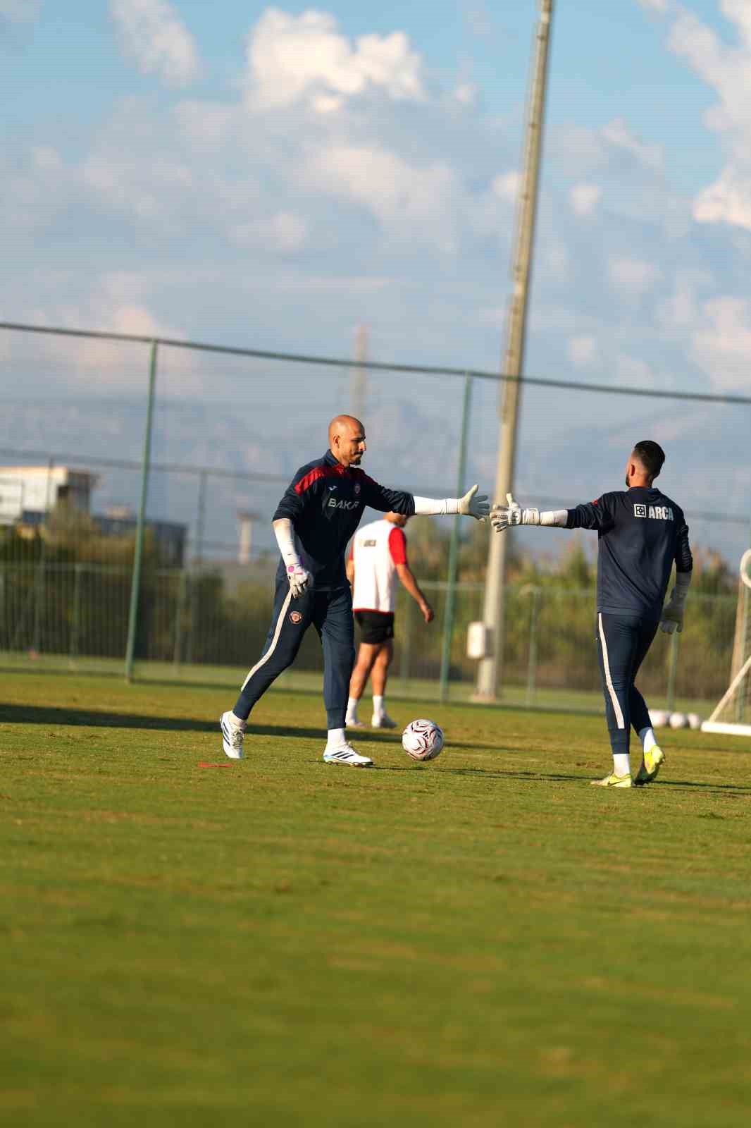 Çorum FK Antalya kampında çalışmalarını sürdürdü