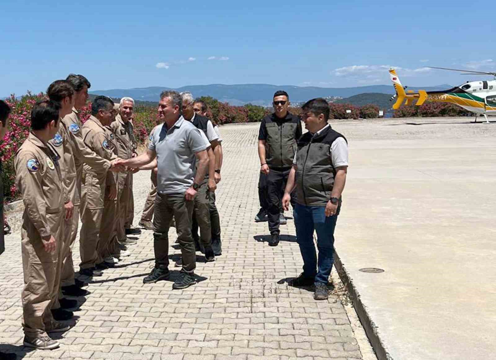 Orman B&ouml;lge M&uuml;d&uuml;r&uuml; &Uuml;lk&uuml;d&uuml;r&rsquo;den &lsquo;Nefes&rsquo; u&ccedil;uş ekiplerine ziyaret