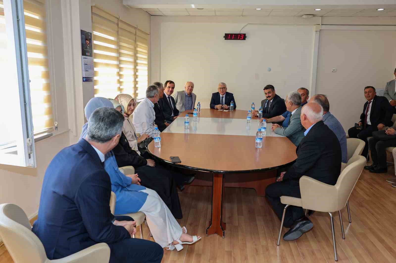 Sivas&rsquo;ta 113 bin &ouml;ğrenci ders başı yaptı