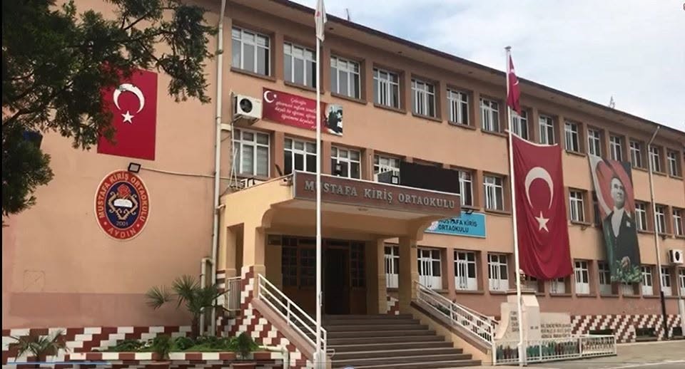 Efeler’de iki okulun binası boşaltıldı