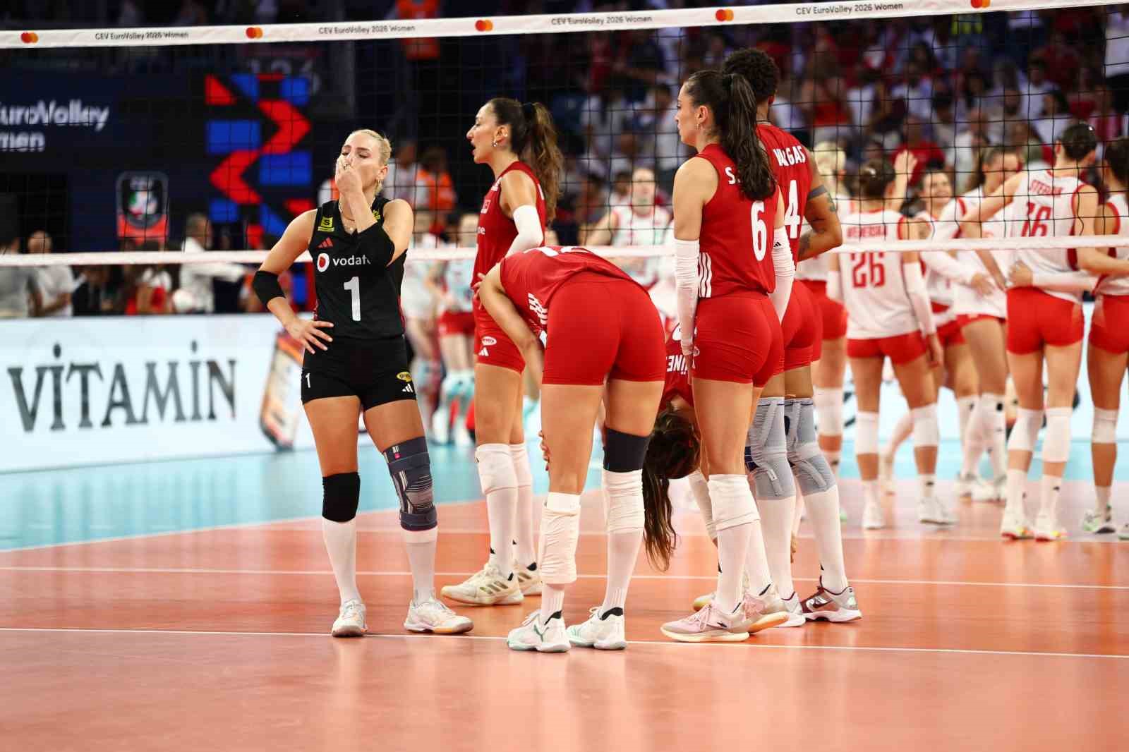 2026 CEV Avrupa Voleybol Şampiyonası: T&uuml;rkiye: 2 - Polonya: 3