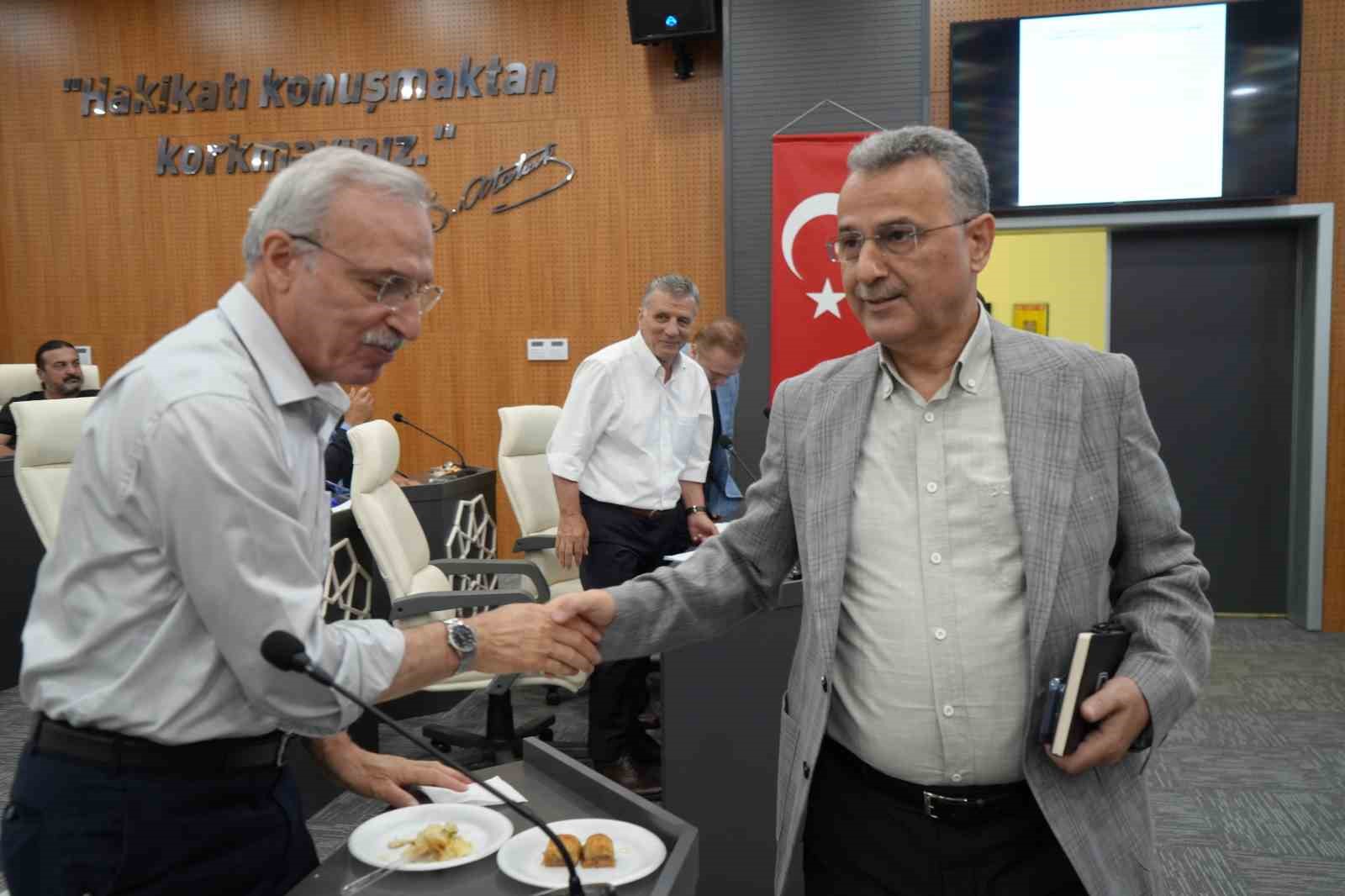 Başkan Kurnaz: "Kendi dönemimizden 1 TL borcumuz yok, eski borçlar öde öde bitmiyor"