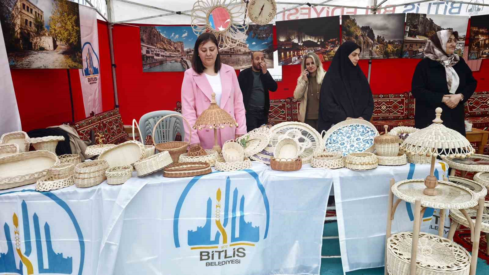 Bitlis&rsquo;te 19 Mayıs coşkusu