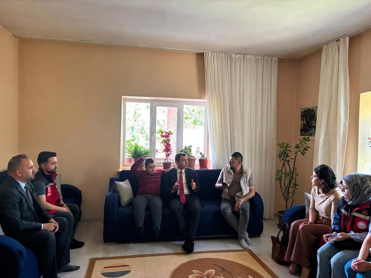 Selden etkilenen G&uuml;m&uuml;şler beldesine psikososyal destek