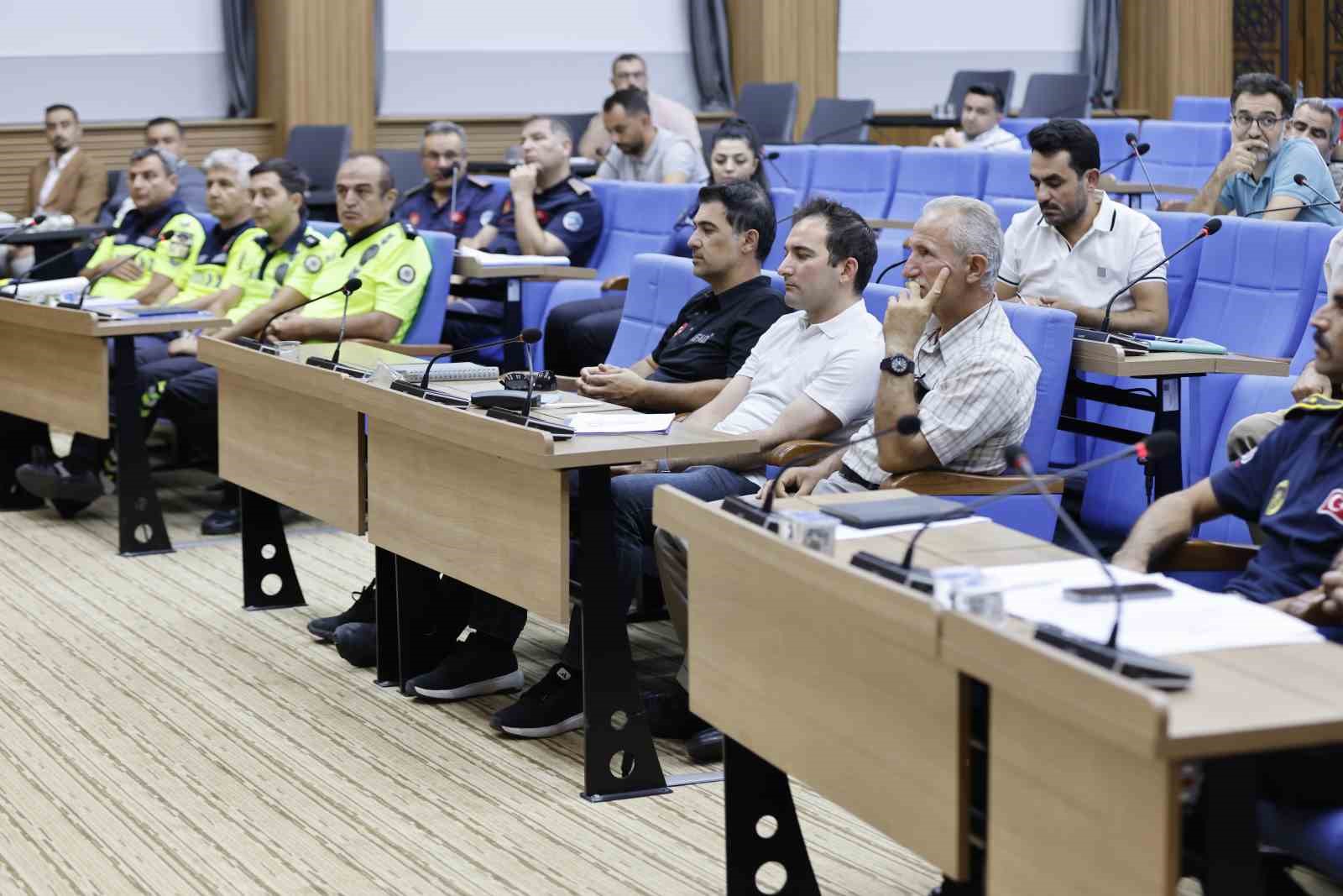 Afetlere karşı kritik tesis ve alternatif ulaşım ağı hamlesi
