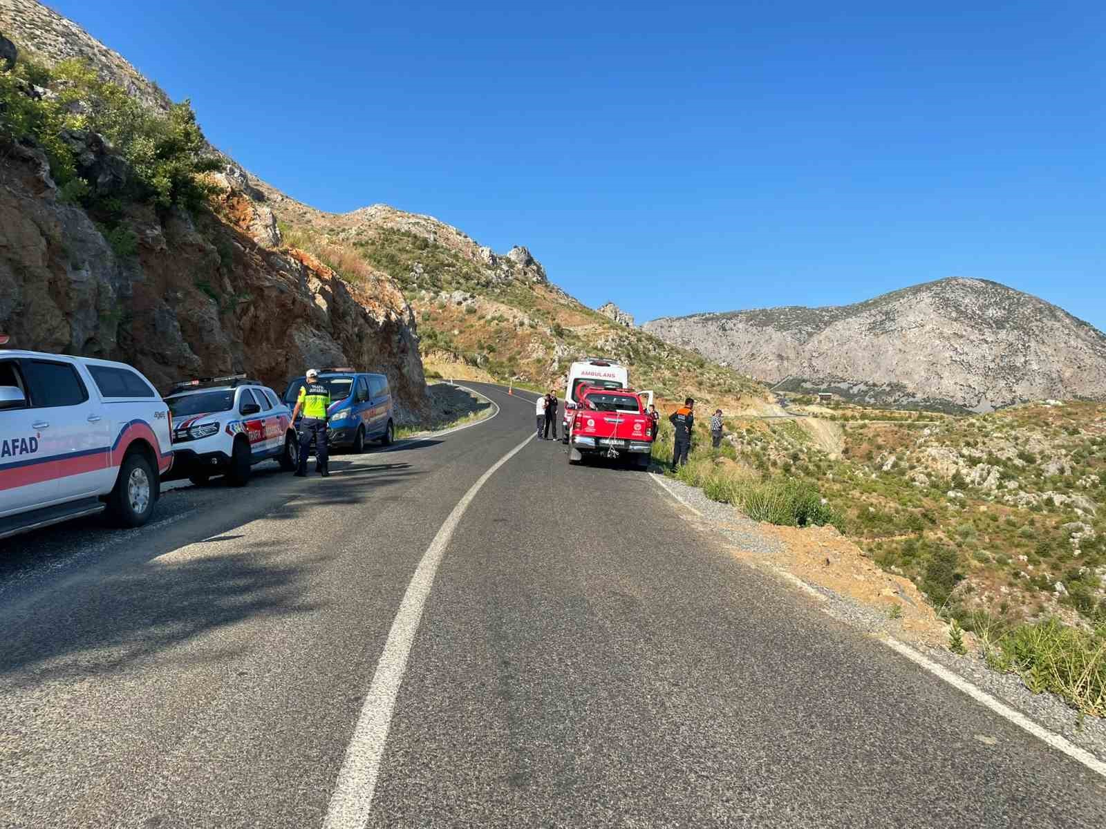 Alanya’da motosiklet uçuruma yuvarlandı: 1 ölü, 1 yaralı