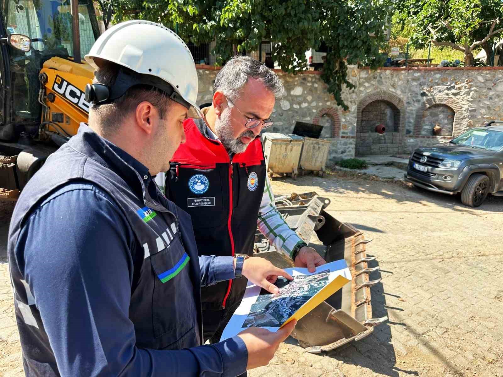 Başkan Erol, Burhaniye Mahallesi&rsquo;ndeki doğalgaz &ccedil;alışmalarını yerinde inceledi