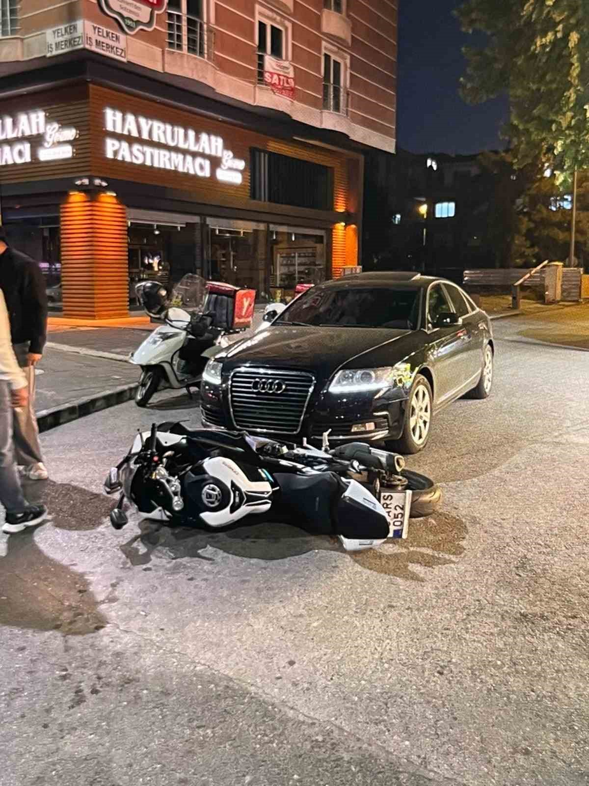 Kayseri&rsquo;de bir garip kaza, motosiklet kendisine yol veren otomobile &ccedil;arptı: 1 yaralı