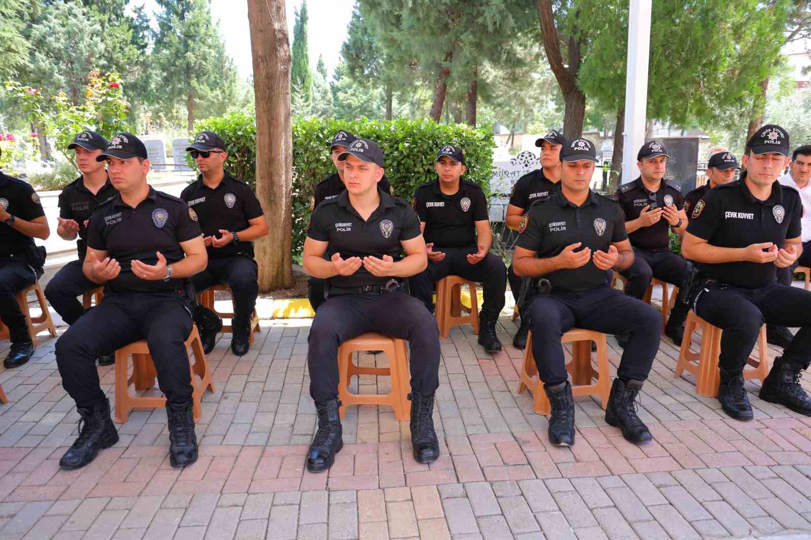 Kahramanmaraş’ta 15 Temmuz anma etkinlikleri şehitlik ziyaretiyle başladı