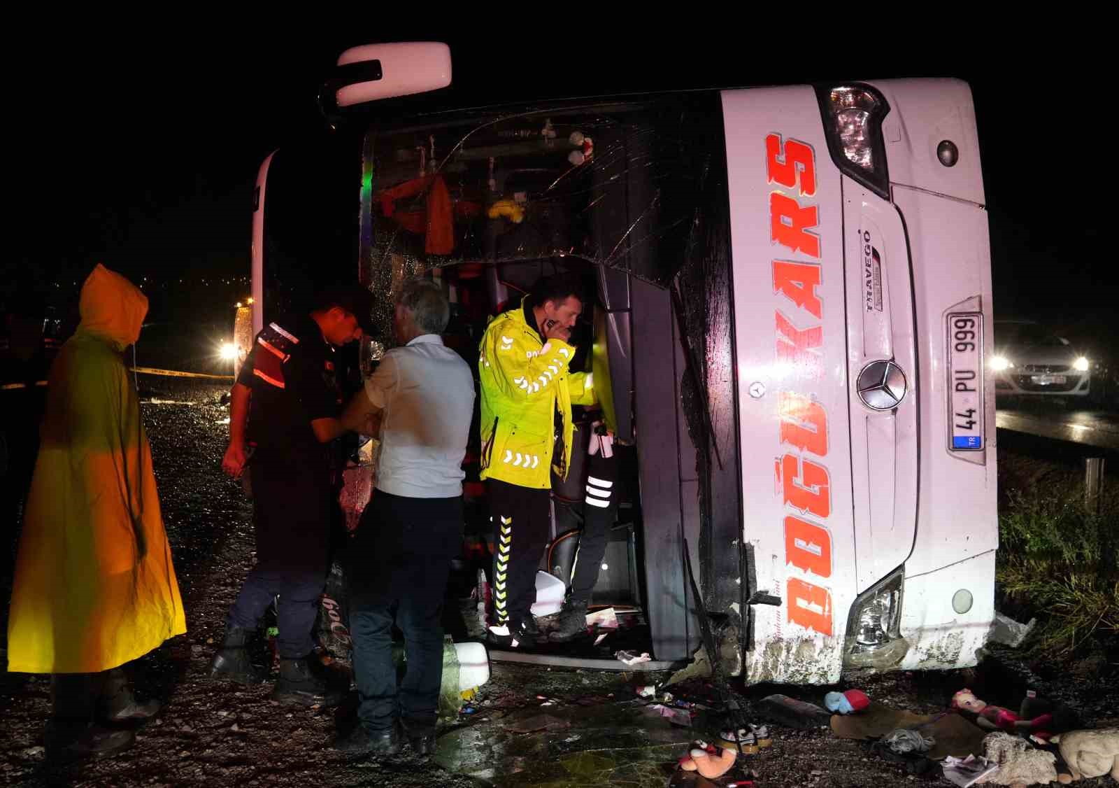 Otobüs kazasında yaralı sayısı 40’a yükseldi