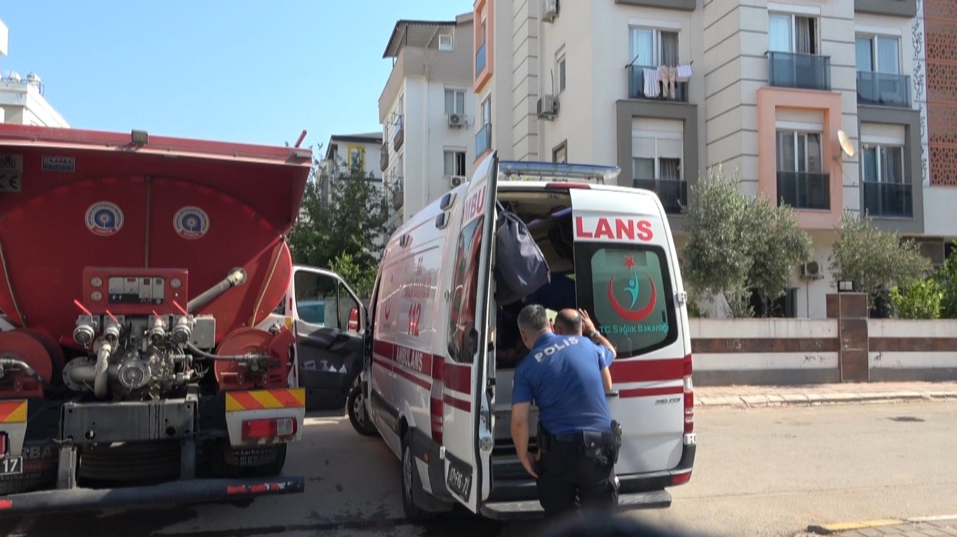 Kendini kilitlediği evi yakmaya çalıştı, yakalanınca sinir krizi geçirdi