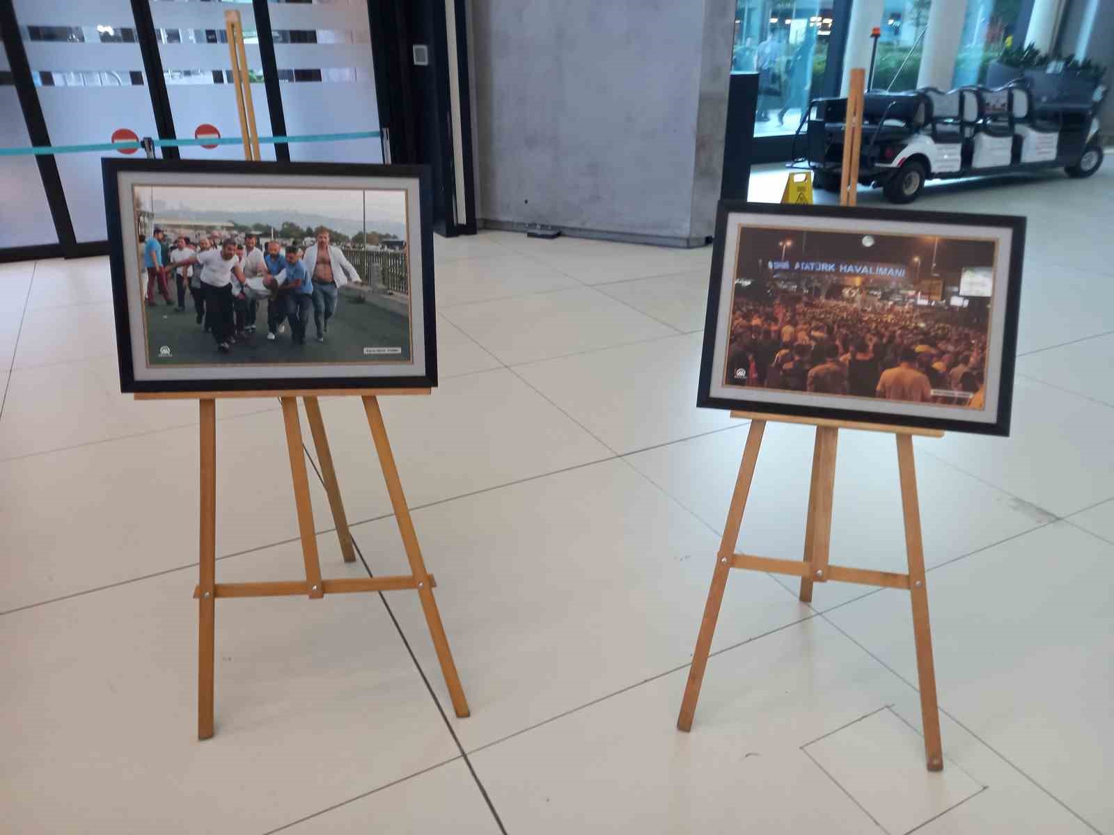 İstanbul İl Jandarma Komutanlığıdan İstanbul Havalimanı&rsquo;nda "15 Temmuz" sergisi